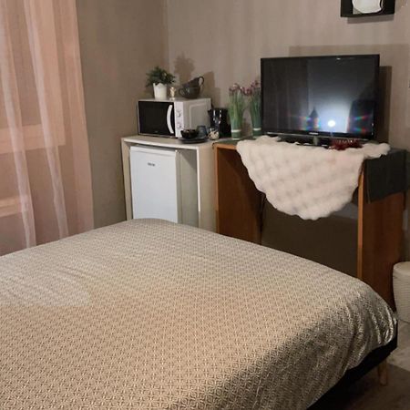 Chambres Demarine Мартиг Экстерьер фото